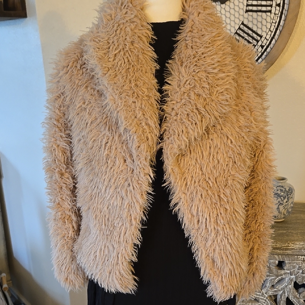 Little Lass Cream Teddy Jacket NWOT